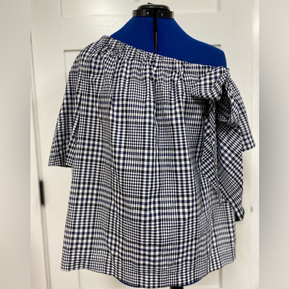 TRINA TURK - top women’s - size M